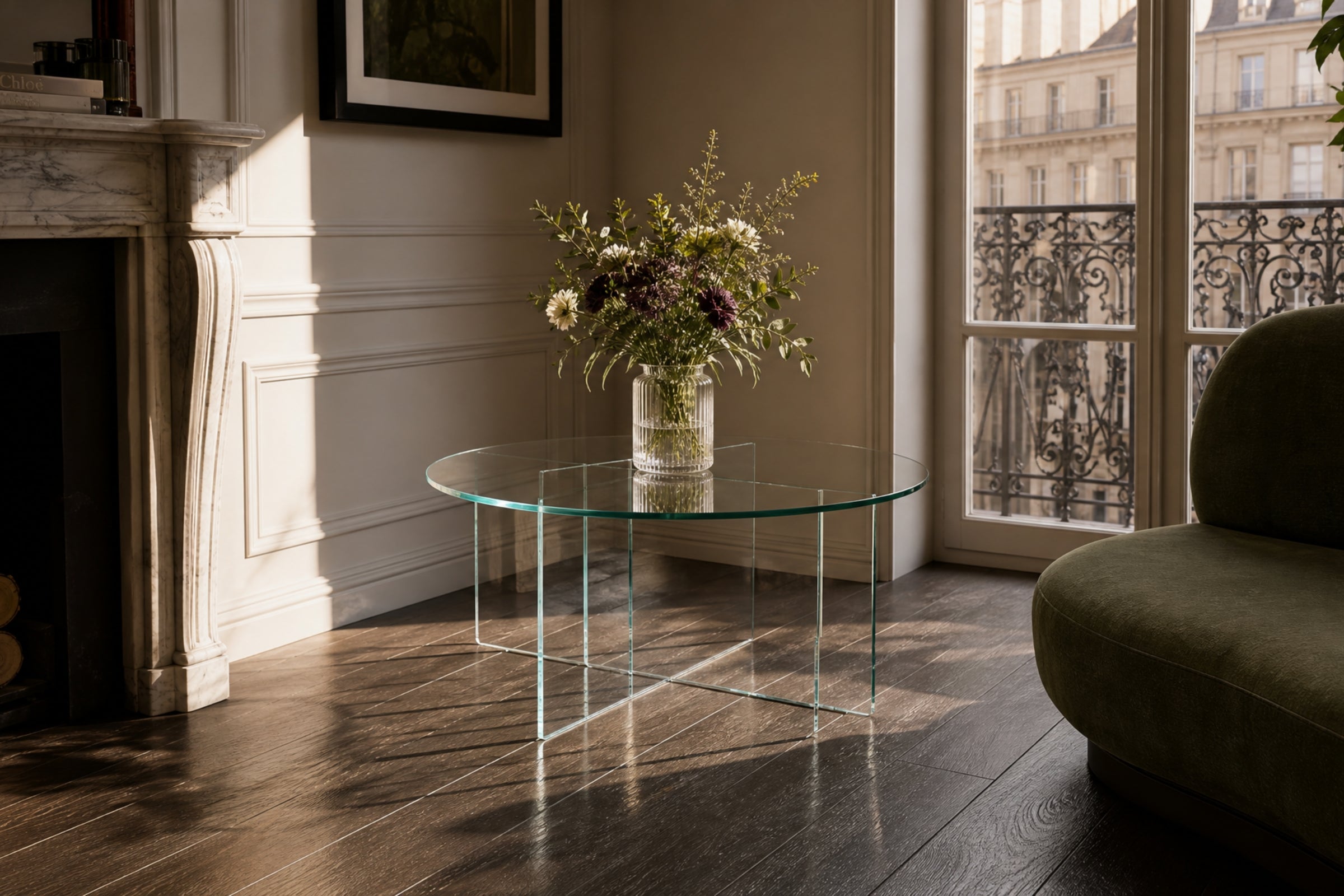 Glass, Light, and the Art of Interior Stillness